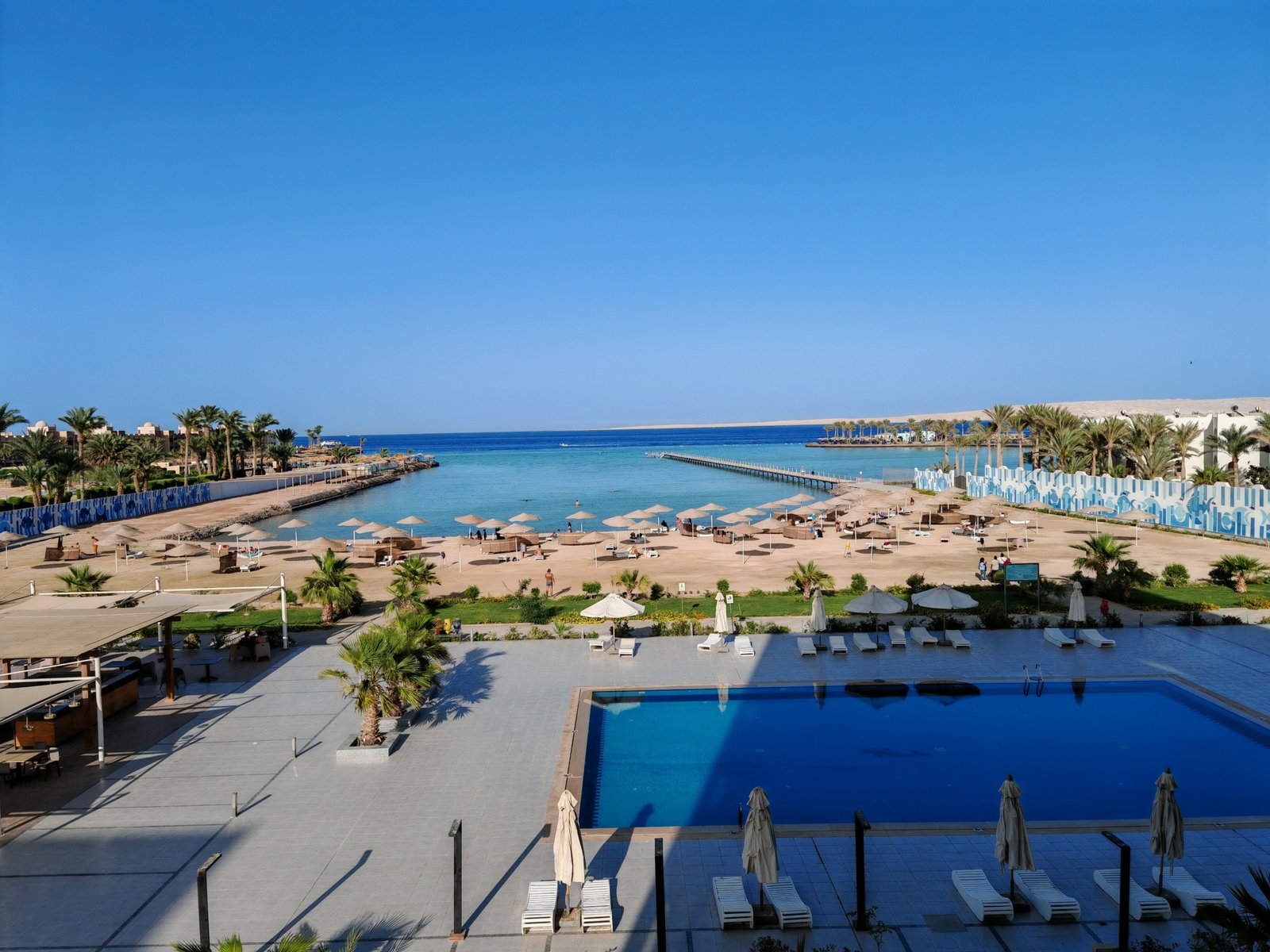 Modern 1-bedroom apartment at Scandic Beach Resort Hurghada unit B511