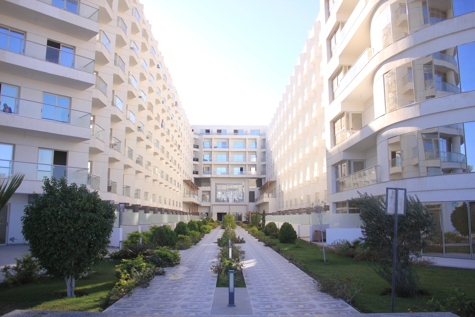 Scandic residential project in Hurghada with modern apartments and swimming pool