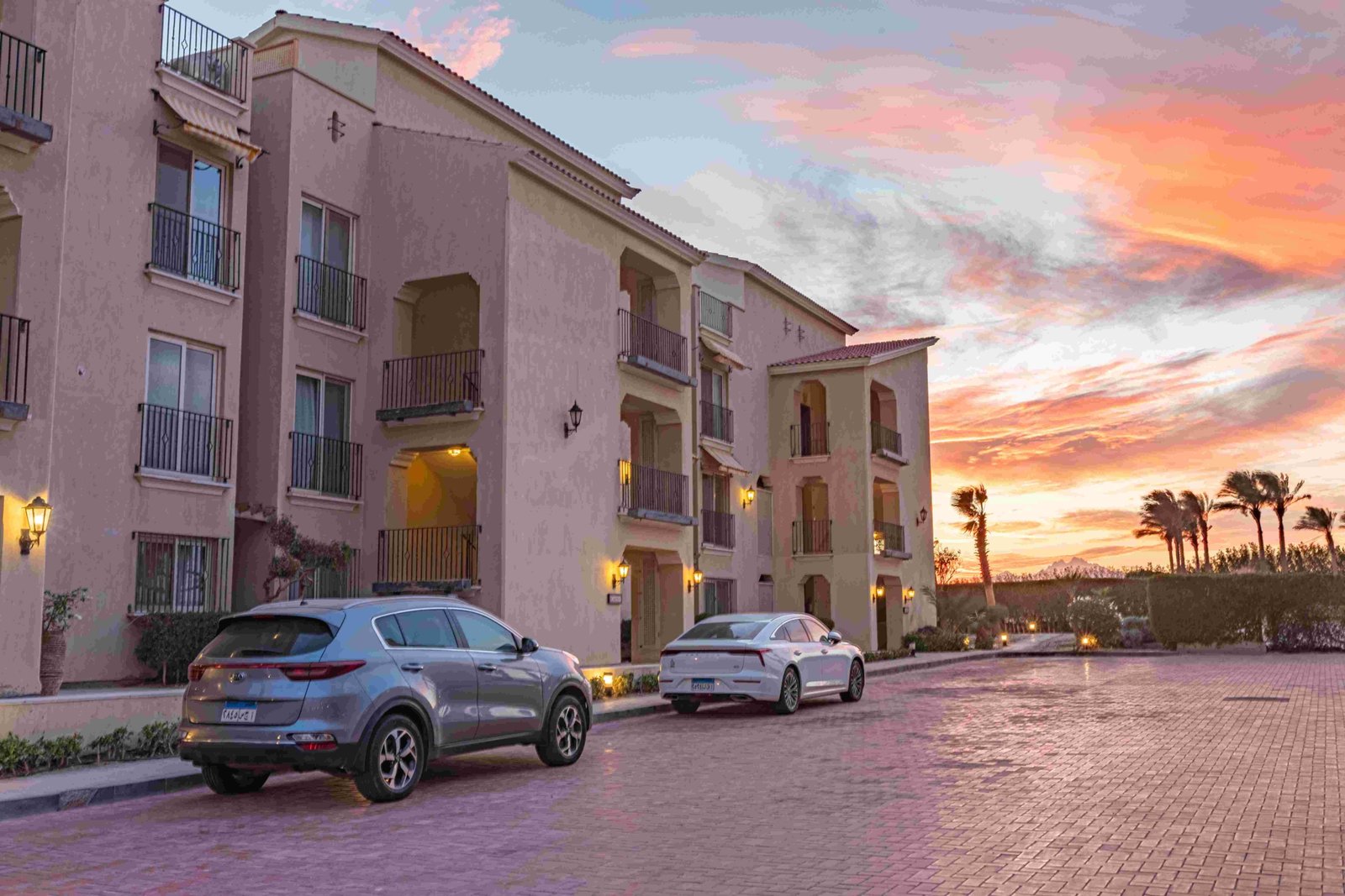 Poolside property for sale in Veranda Sahl Hasheesh with private terrace