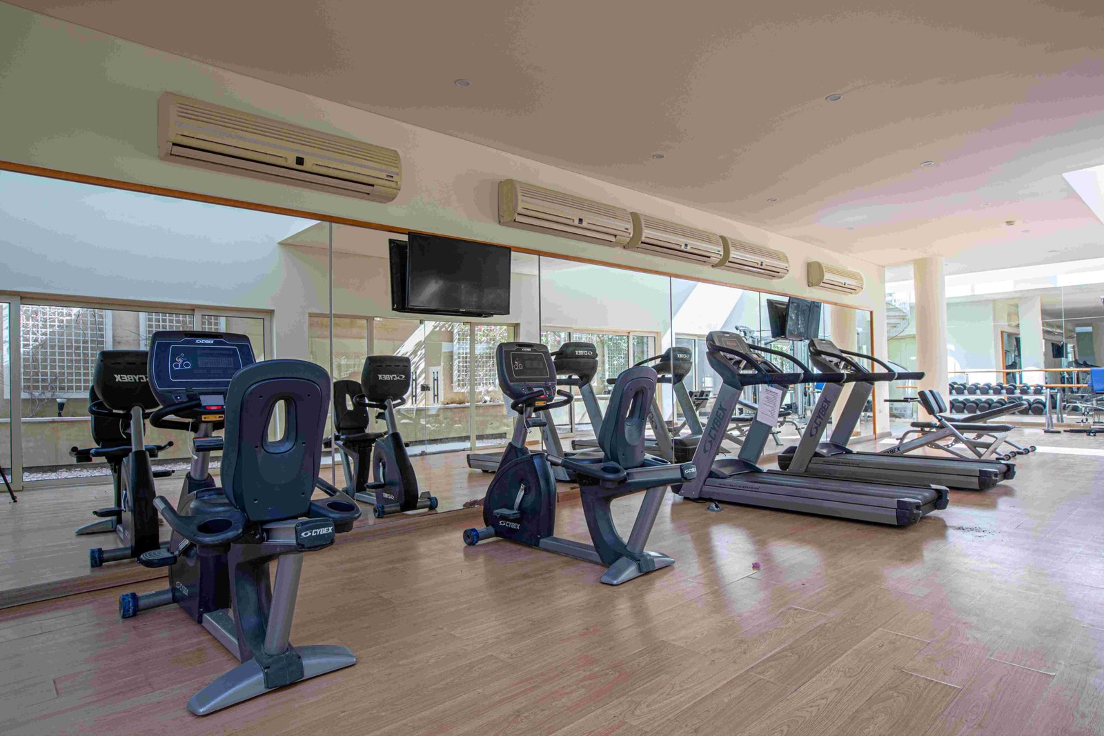 Poolside property for sale in Veranda Sahl Hasheesh with private terrace