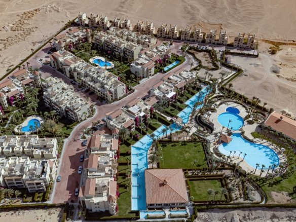 Private beach access at Veranda Sahl Hasheesh luxury property for sale in Hurghada