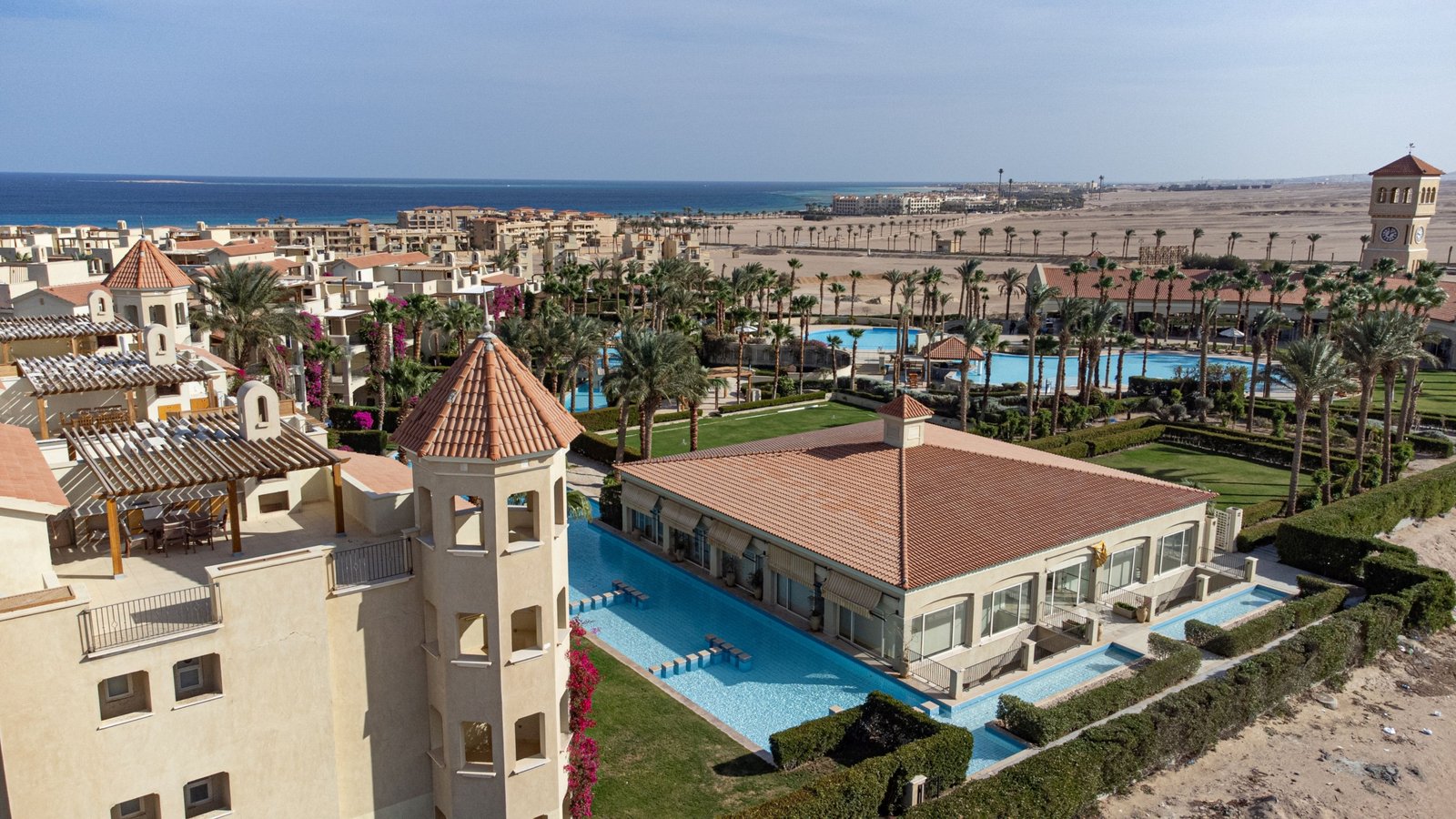 Sahl Hasheesh luxury properties for sale with beachfront views in Hurghada