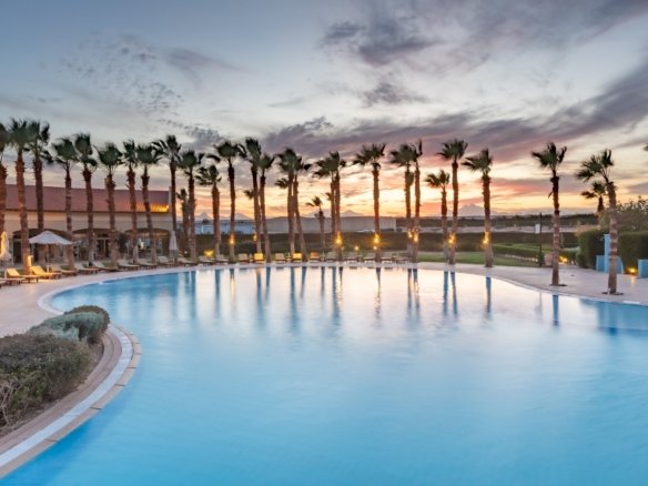 Sea view terrace at Veranda Sahl Hasheesh beachfront apartment
