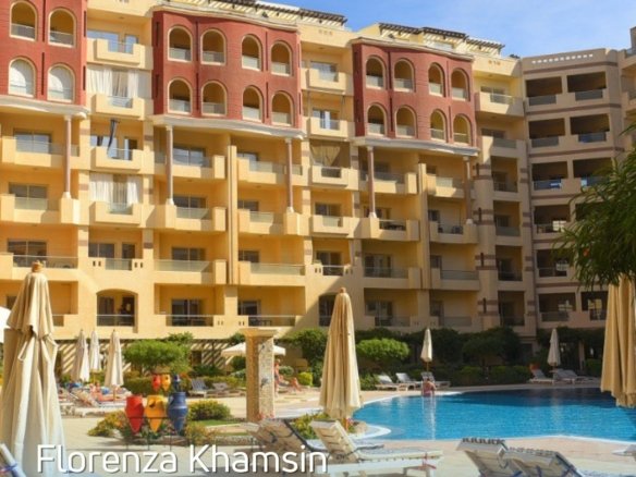 Floreza Khamsin Hurghada luxury residential resort with modern apartments, swimming pools, and landscaped gardens in Al Ahyaa.