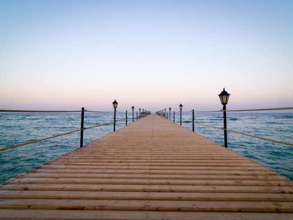 Azonnal költözhető ingatlan Hurghadán modern kialakítással és tengerre néző kilátással