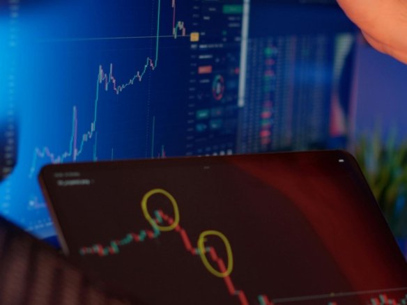 Analýza realitního trhu porovnání investičních lokalit a cen nemovitostí