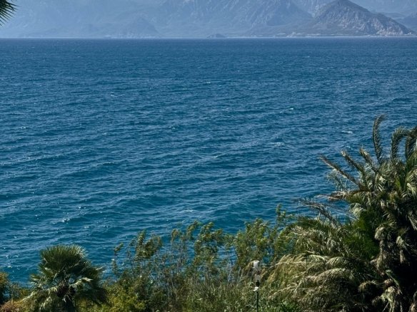 Sea view apartment overlooking the ocean with modern design and bright interiors