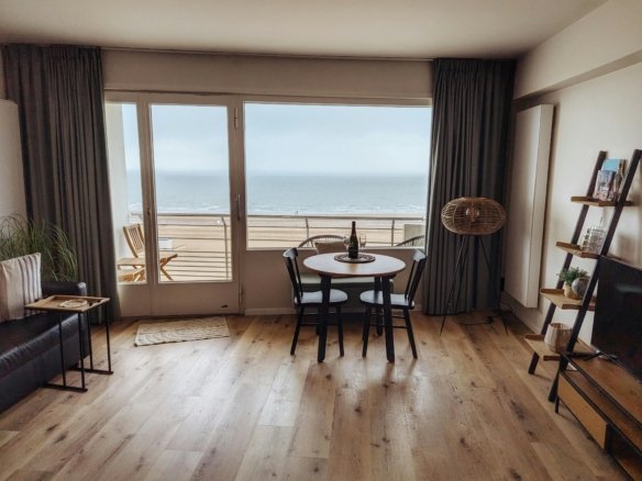 Modern luxury hurghada holidays apartments with sea view and pool access.