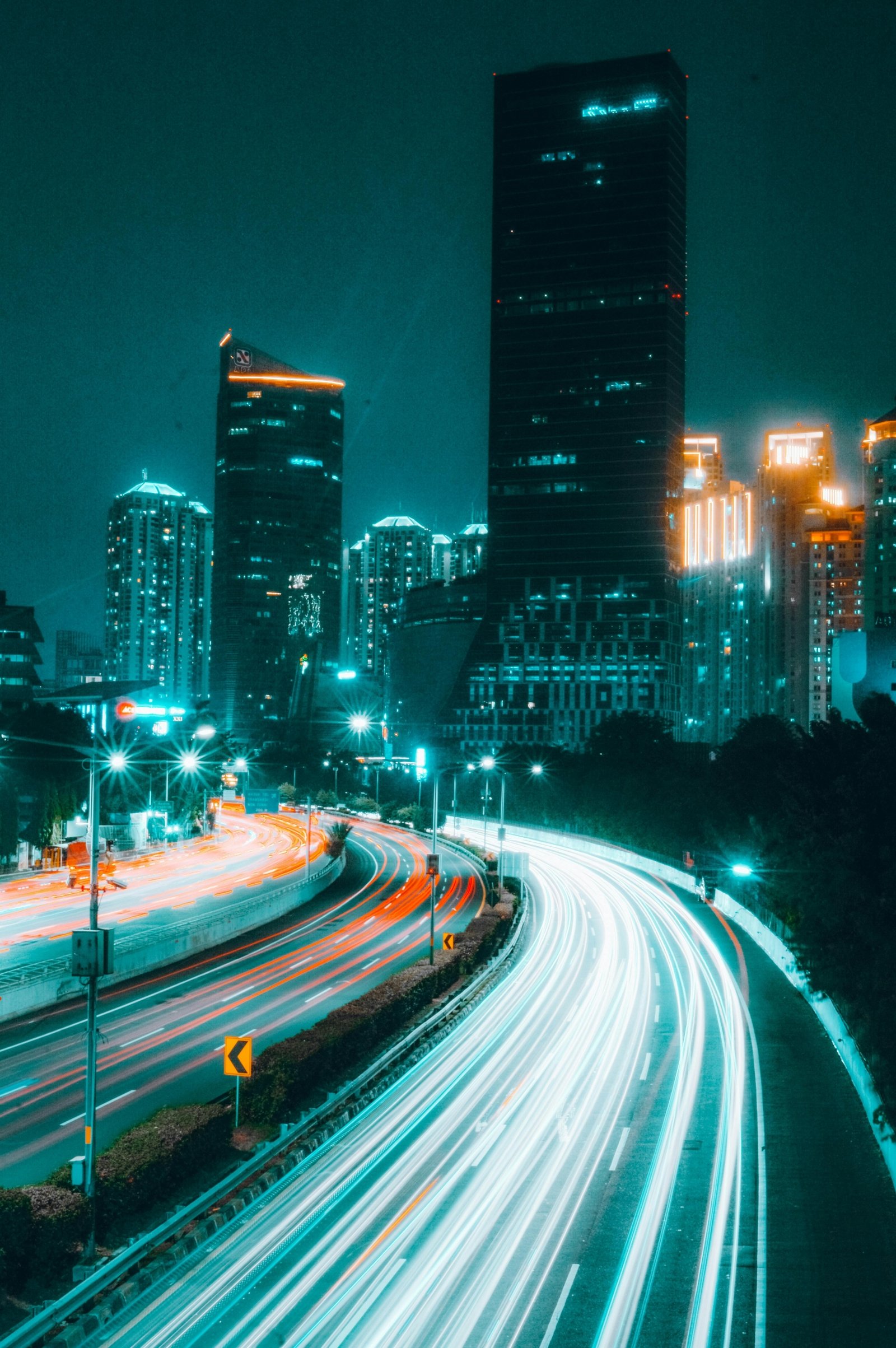 Villes intelligentes avec infrastructures connectées et technologies modernes pour un mode de vie urbain durable