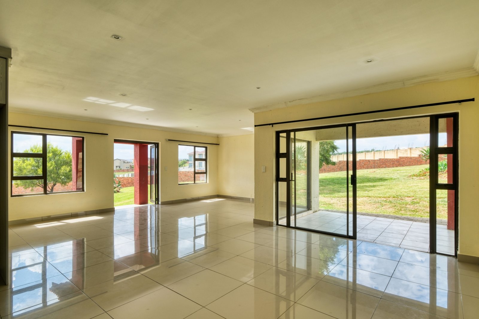 5 Structural handover issues making a newly finished apartment in Hurghada unlivable without an independent inspection.