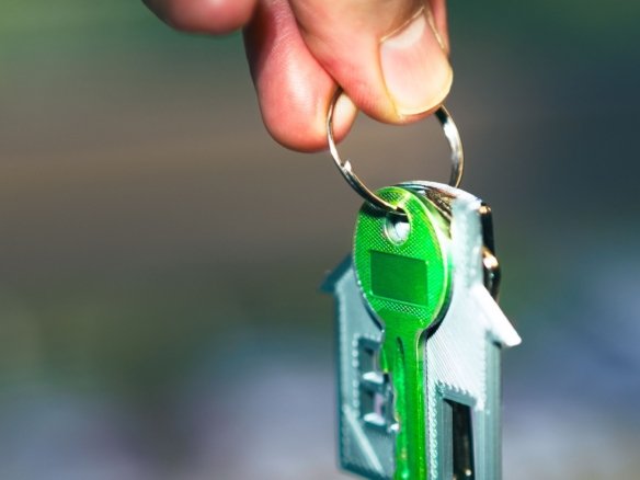 تأثير عمليات شراء وبيع العقارات على تنمية وازدهار المجتمع المحلي