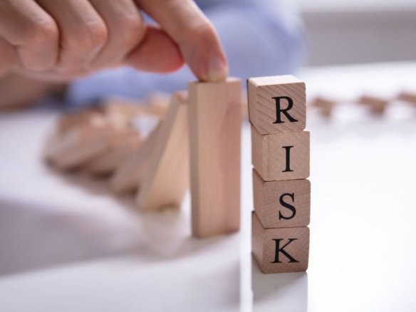 Real Estate Risk Mitigation Strategies in Hurghada with Knight Properties