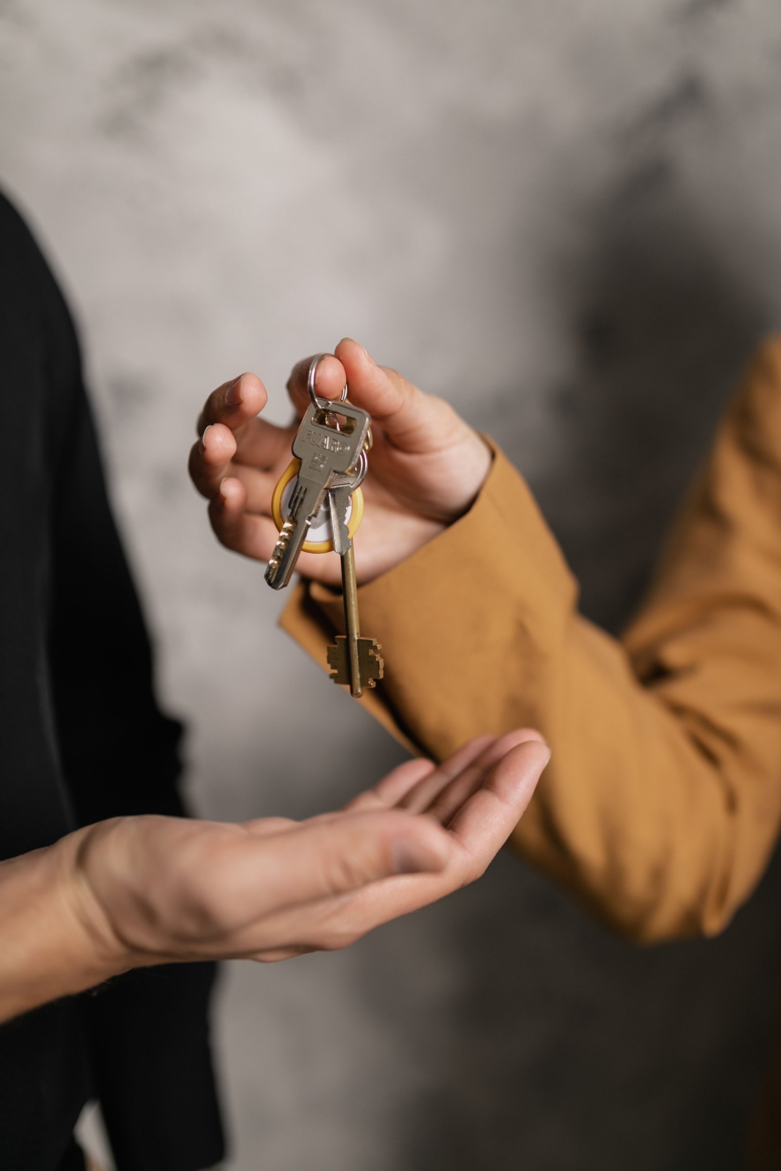 Hausverkauf und Hauskauf gleichzeitig – Planung eines reibungslosen Immobilienwechsels