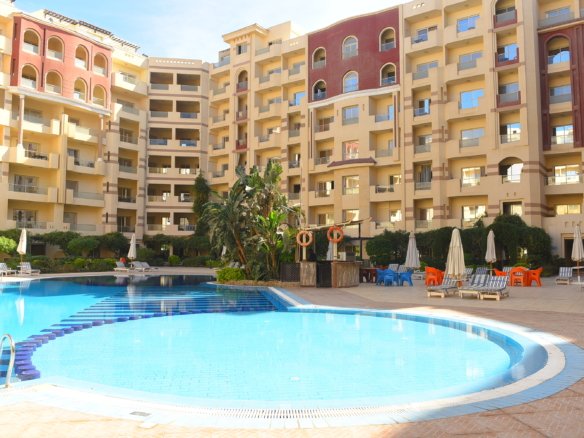 Large swimming pool at Floreza Khamsin Resort Hurghada.